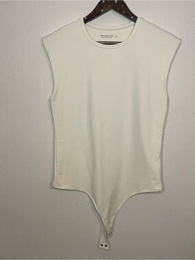 Abercrombie & Fitch Cream Crewneck Sleeveless Bodysuit Large Women’s